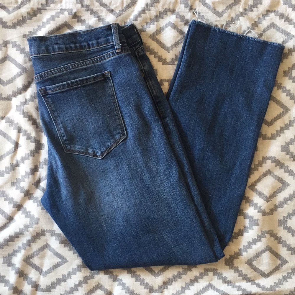 Banana Republic raw hem girlfriend jeans